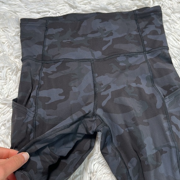 Lululemon Fast and Free Tight II 25" *Non-Reflective Nulux Incognito Camo Multi - Picture 2 of 6